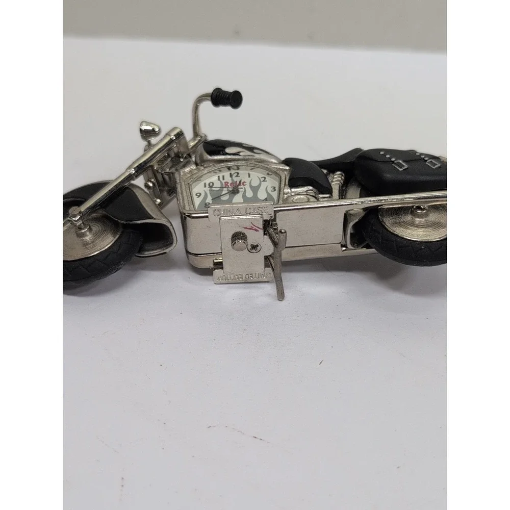 VINTAGE RELIC Limited Edition Motorcycle Biker Desk CLOCK 